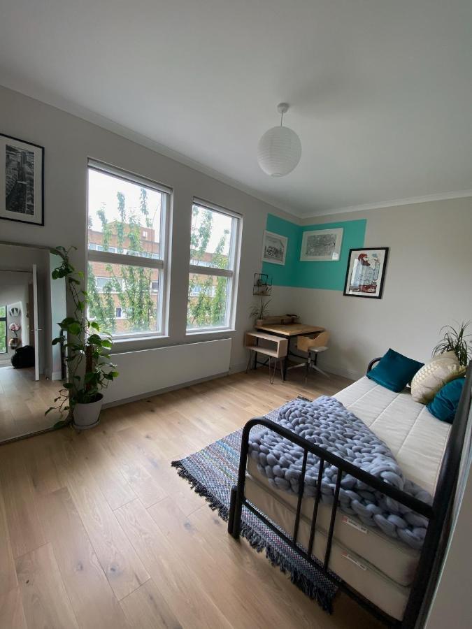 Bright & Beautiful Loft 10Mins To Shoreditch London Eksteriør billede